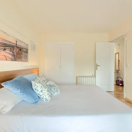 Coast & View Parking * באקיו