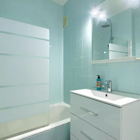 Coast & View Parking Apartment