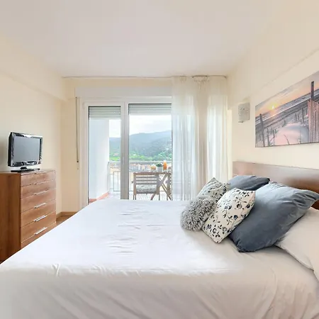 Coast & View Parking Apartment