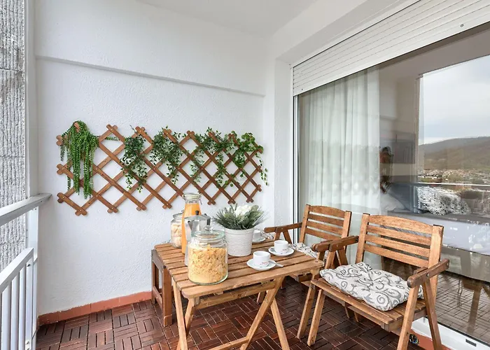 Coast & View Parking *